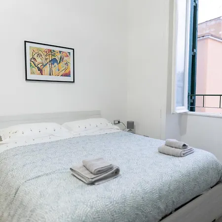 Touristaccommodationr&dsanpietro * ローマ