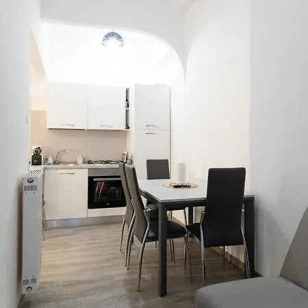 2br Walk To Vatican & Piazza Navona * Rome