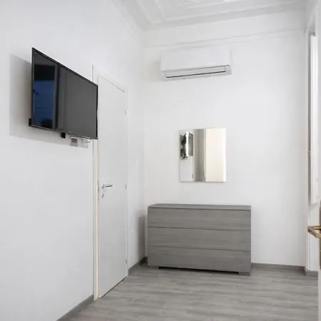 아파트 2br Walk To Vatican & Piazza Navona *